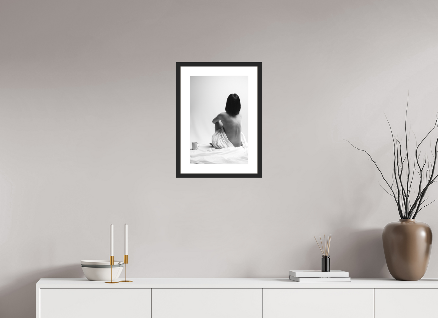 Absent - Schwarzweiß-Fotografie, Teilakt - Hochwertiger Abzug in Galeriequalität