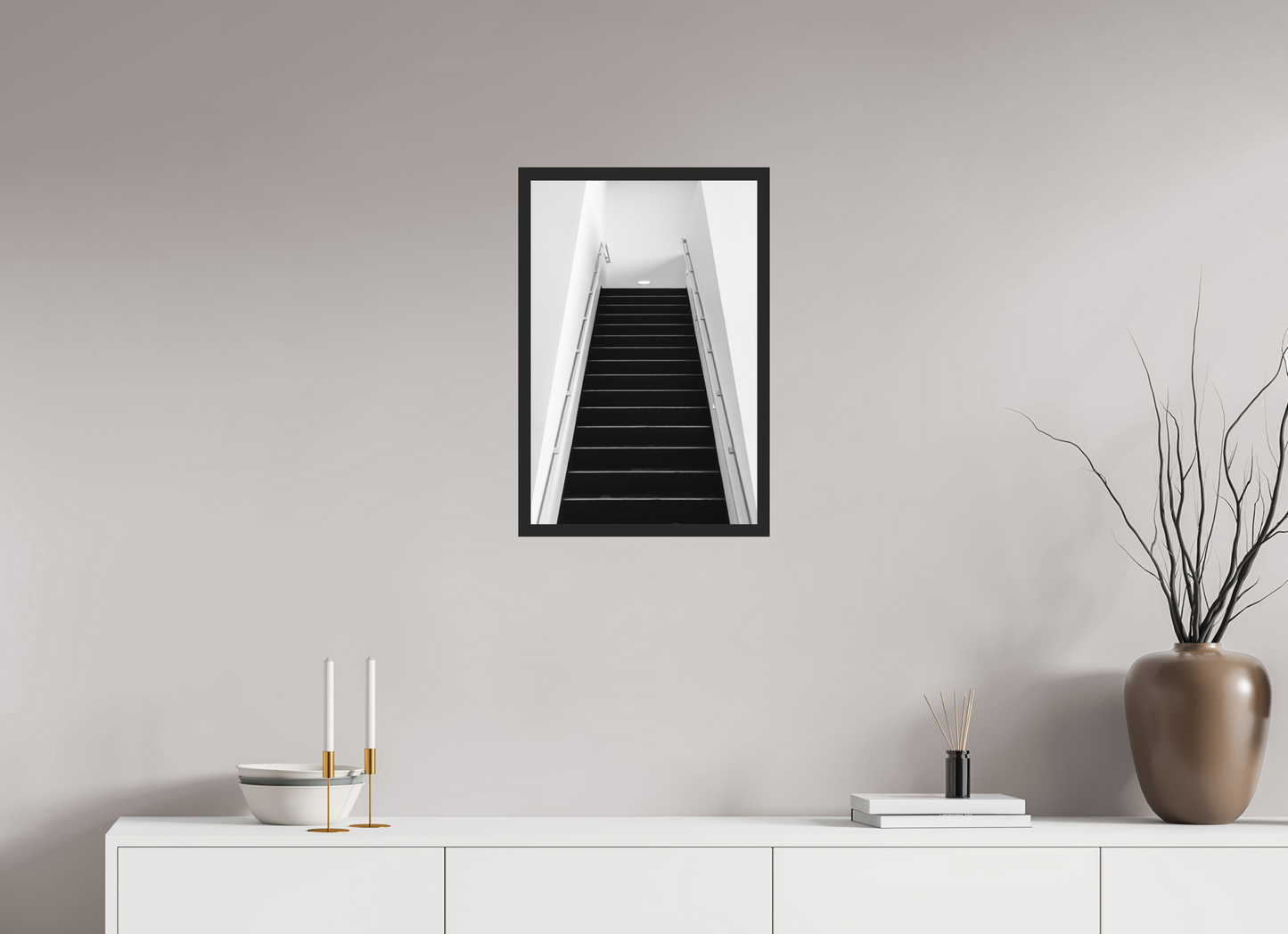 40 x 60 cm, Ilford on Aluminium, Framed Climb - Schwarzweiß-Architekturfotografie - Hochwertiger Abzug in Galeriequalität