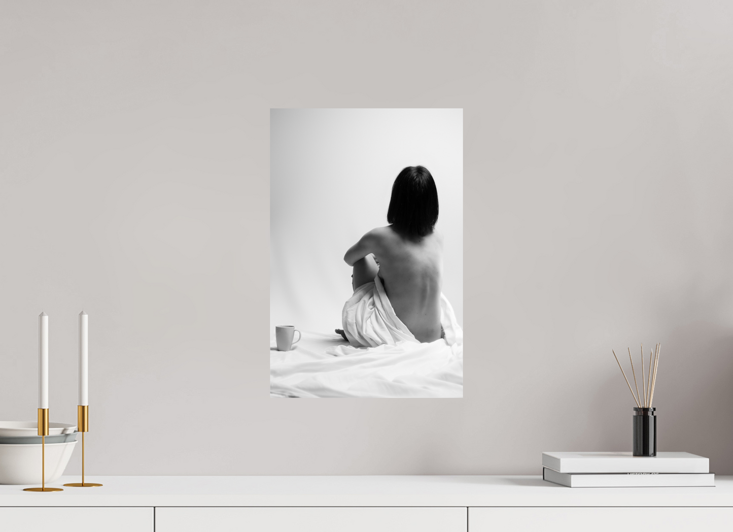 Absent - Schwarzweiß-Fotografie, Teilakt - Hochwertiger Abzug in Galeriequalität