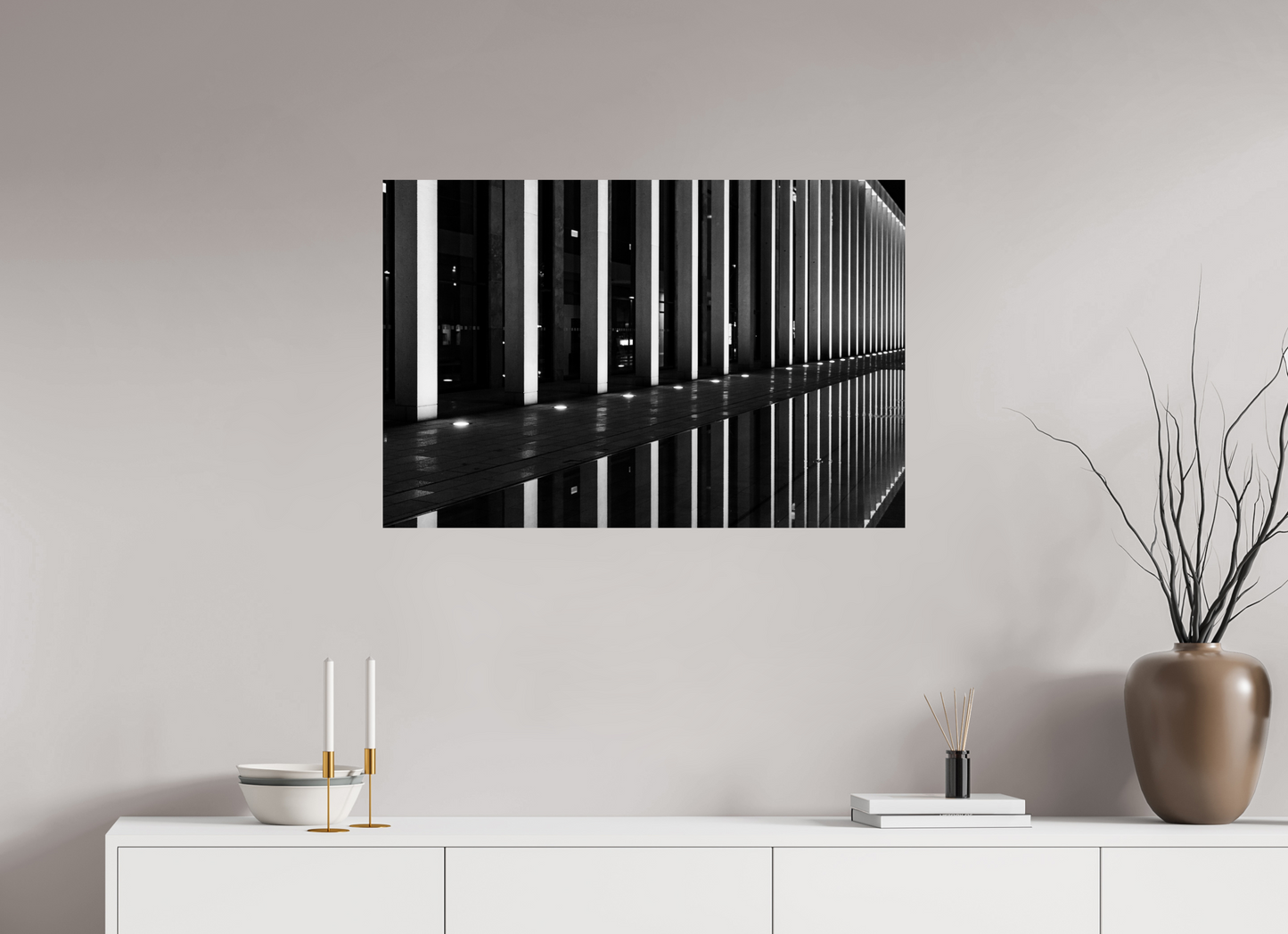 Rail - Schwarzweiß-Nachtfotografie - Hochwertiger Abzug in Galeriequalität