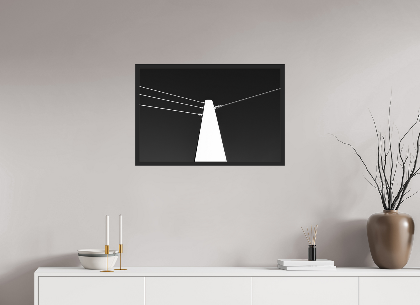 Suspension III - Minimalistische Schwarzweiß-Fotografie - Hochwertiger Abzug in Galeriequalität