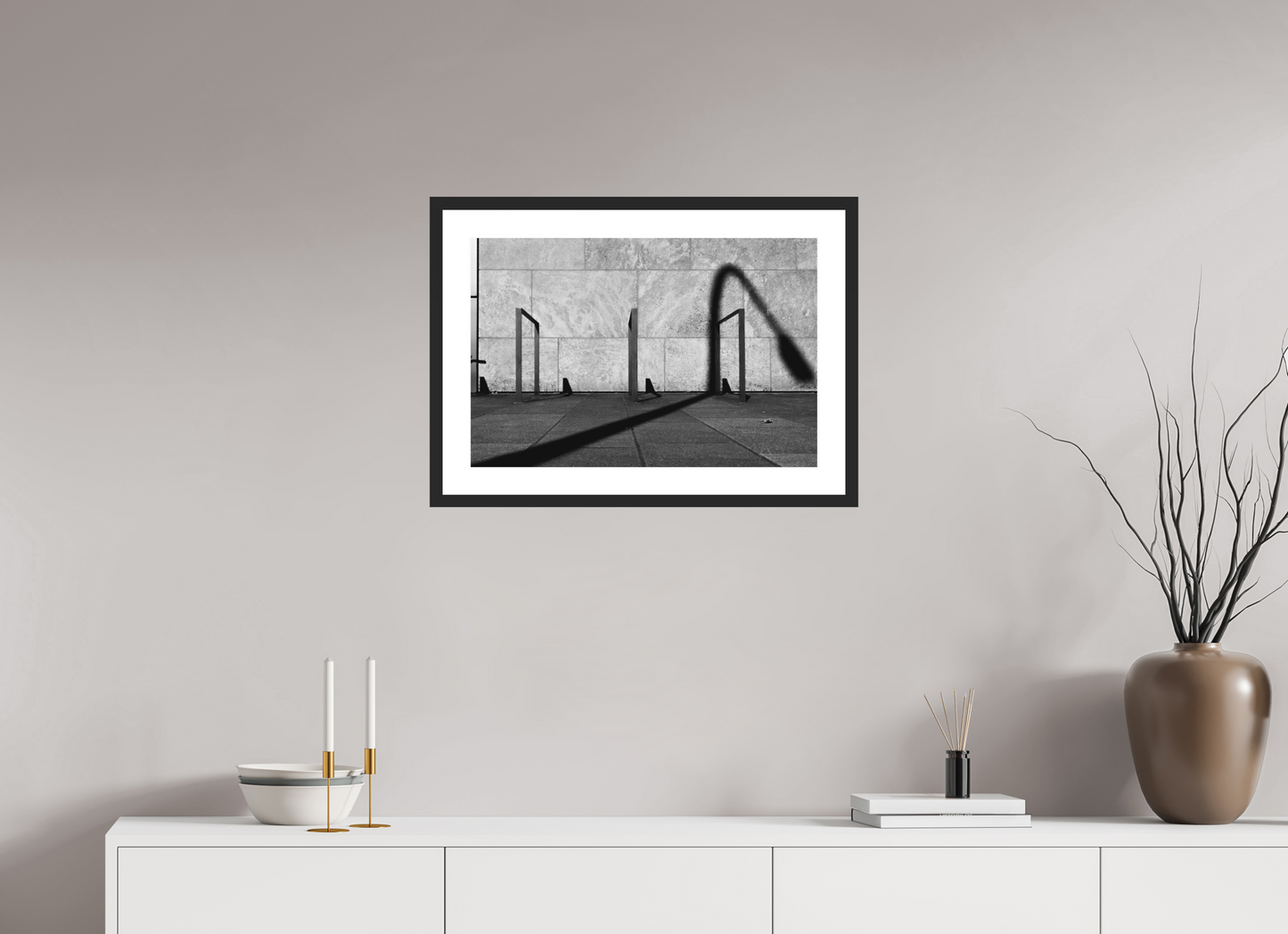 Bow - Abstrakte Schwarzweiß-Fotografie - Hochwertiger Abzug in Galeriequalität