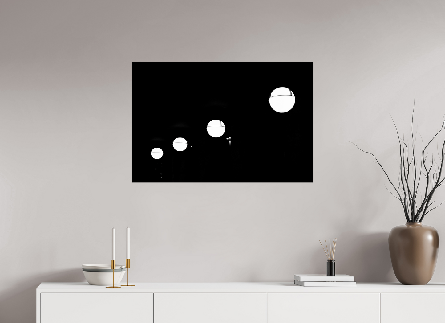 90 x 60 cm, Ilford Photo Print Trajectory - Abstrakte Schwarzweiß-Nachtfotografie - Hochwertiger Abzug in Galeriequalität