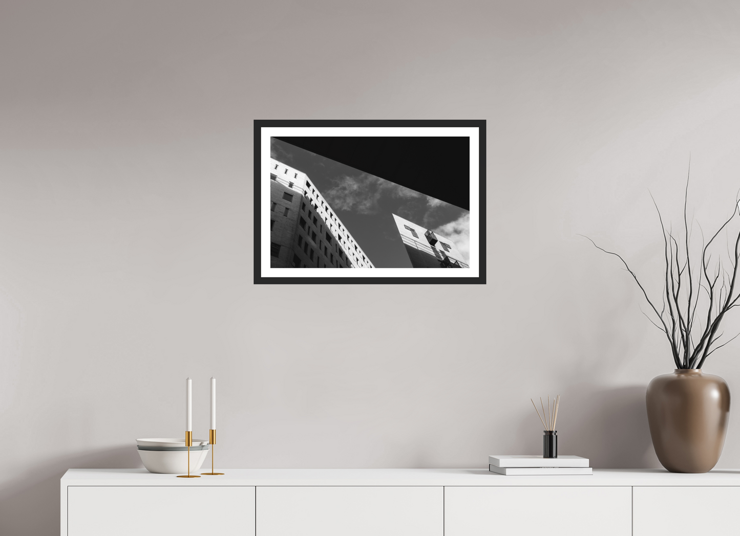 60 x 40 cm, Ilford on Aluminium behind Acrylic Glass, Framed with Border Truncated - Schwarzweiß-Architekturfotografie - Hochwertiger Abzug in Galeriequalität