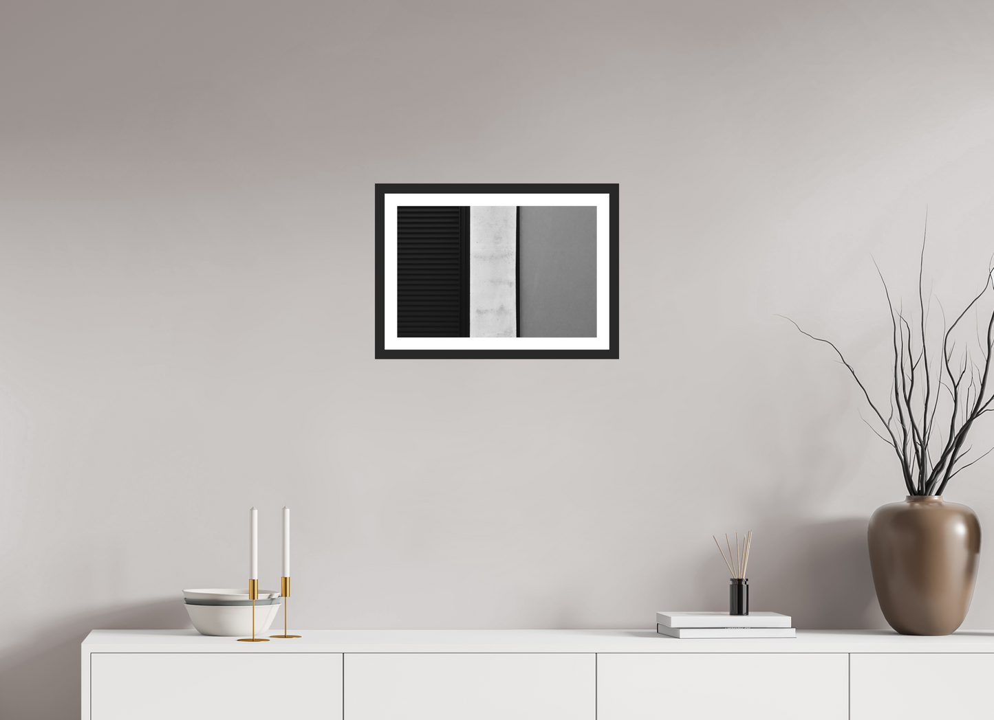 45 x 30 cm, Ilford on Aluminium behind Acrylic Glass, Framed with Border Palette - Abstrakte Schwarzweiß-Fotografie - Hochwertiger Abzug in Galeriequalität