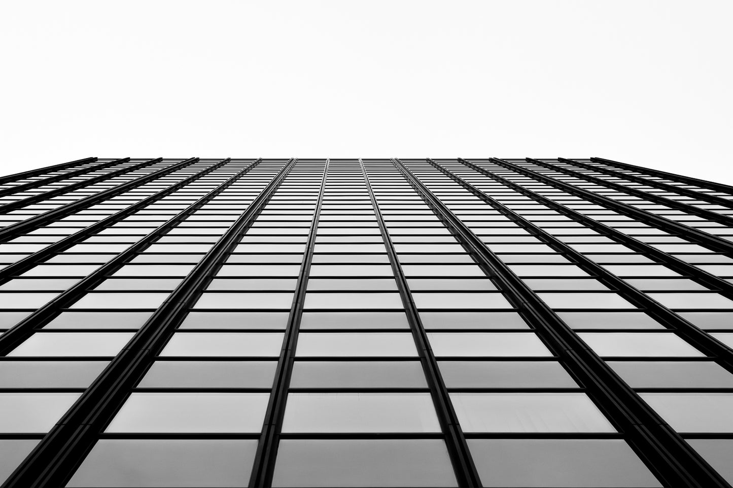 Grid III - Schwarzweiß-Architekturfotografie - Instant High-Res Download