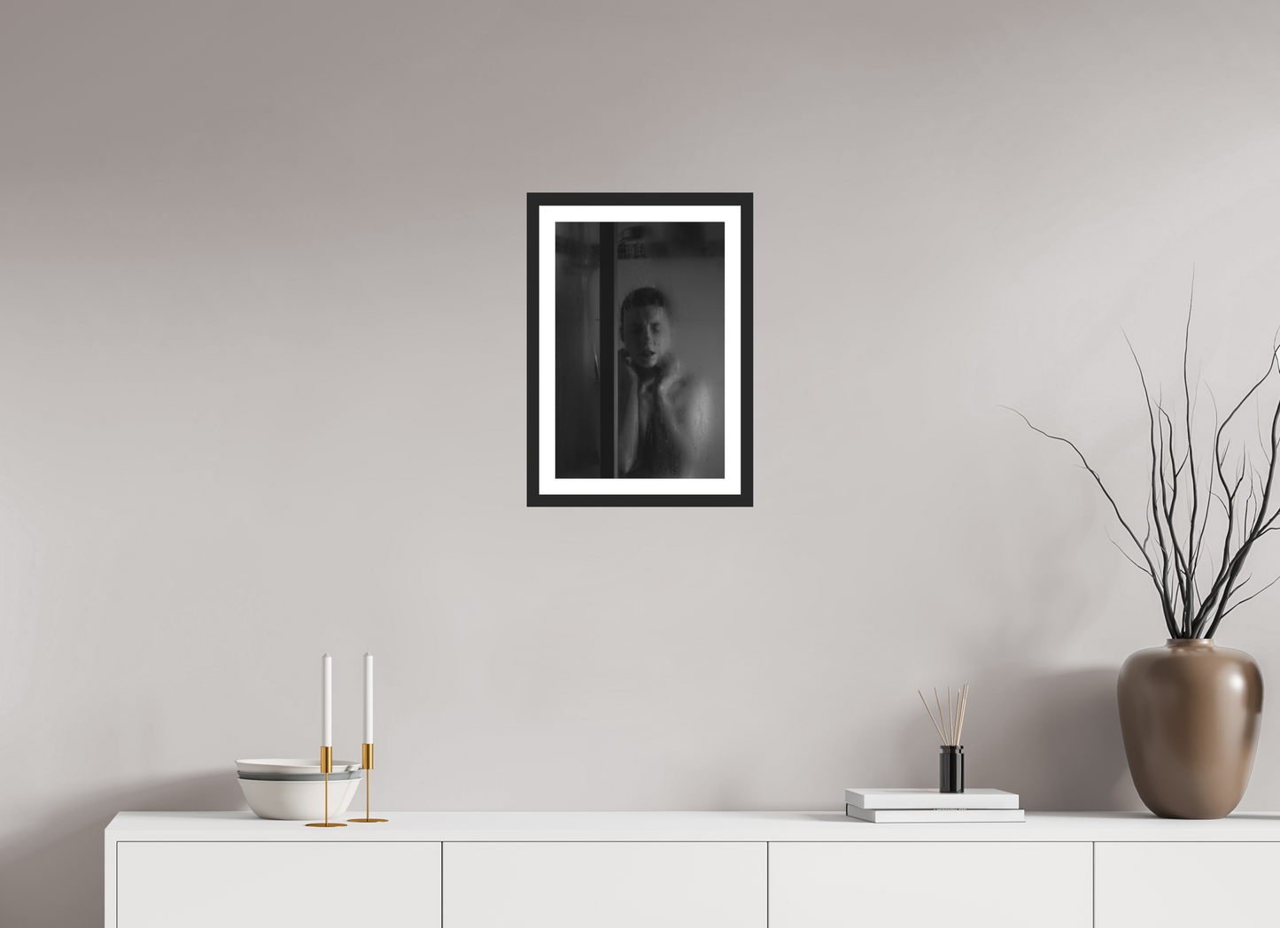 Rain - Schwarzweiß-Fotografie, Teilakt - Hochwertiger Abzug in Galeriequalität
