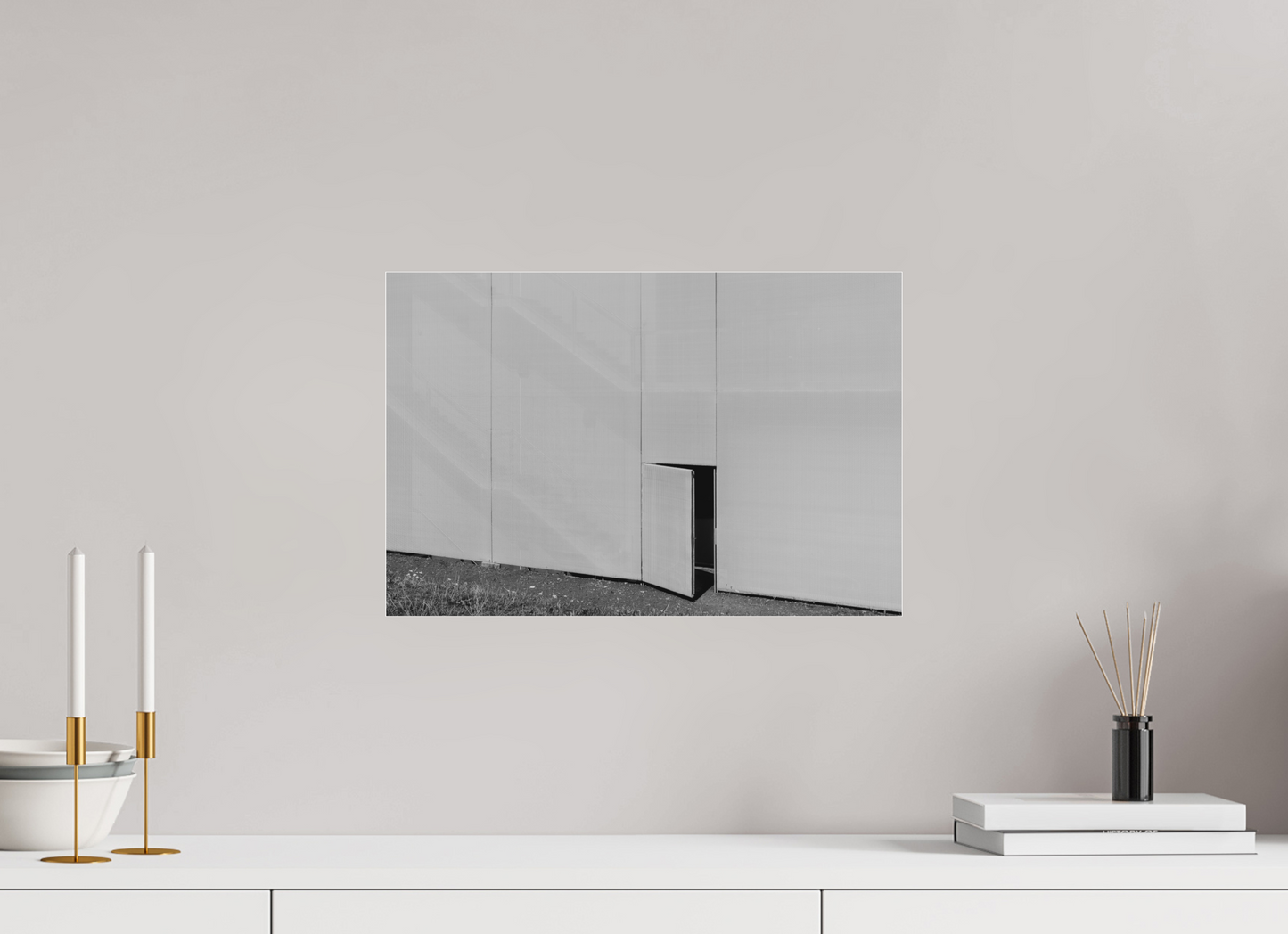 45 x 30 cm, Ilford on Aluminium behind Acrylic Glass Temptation - Minimalistische Schwarzweiß-Architekturfotografie - Hochwertiger Abzug in Galeriequalität