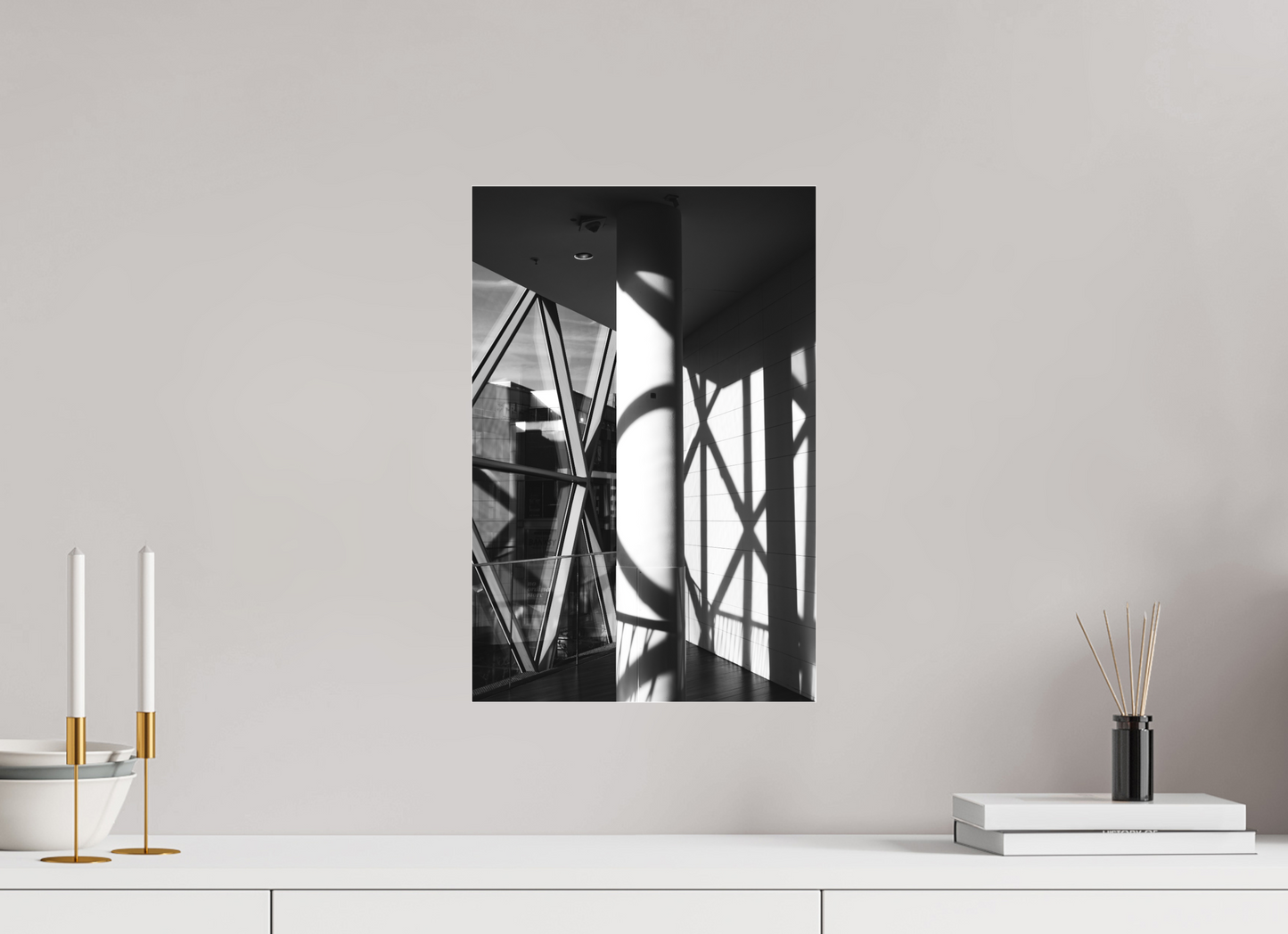 30 x 45 cm, Ilford on Aluminium behind Acrylic Glass Cornered - Schwarzweiß-Architekturfotografie - Hochwertiger Abzug in Galeriequalität