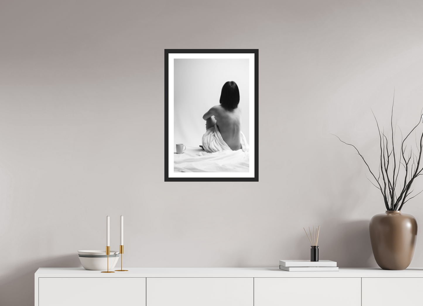 Absent - Schwarzweiß-Fotografie, Teilakt - Hochwertiger Abzug in Galeriequalität