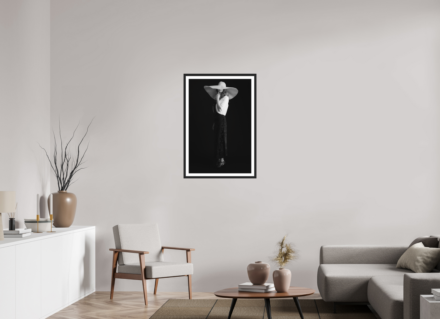 Distant - Schwarzweiß-Fotografie, Portrait - Hochwertiger Abzug in Galeriequalität