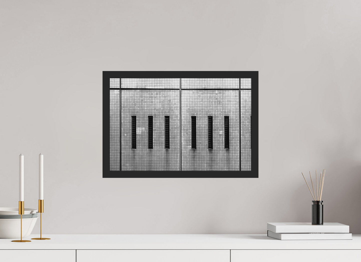 45 x 30 cm, Ilford on Aluminium, Framed Sixish - Schwarzweiß-Fotokunst - Hochwertiger Abzug
