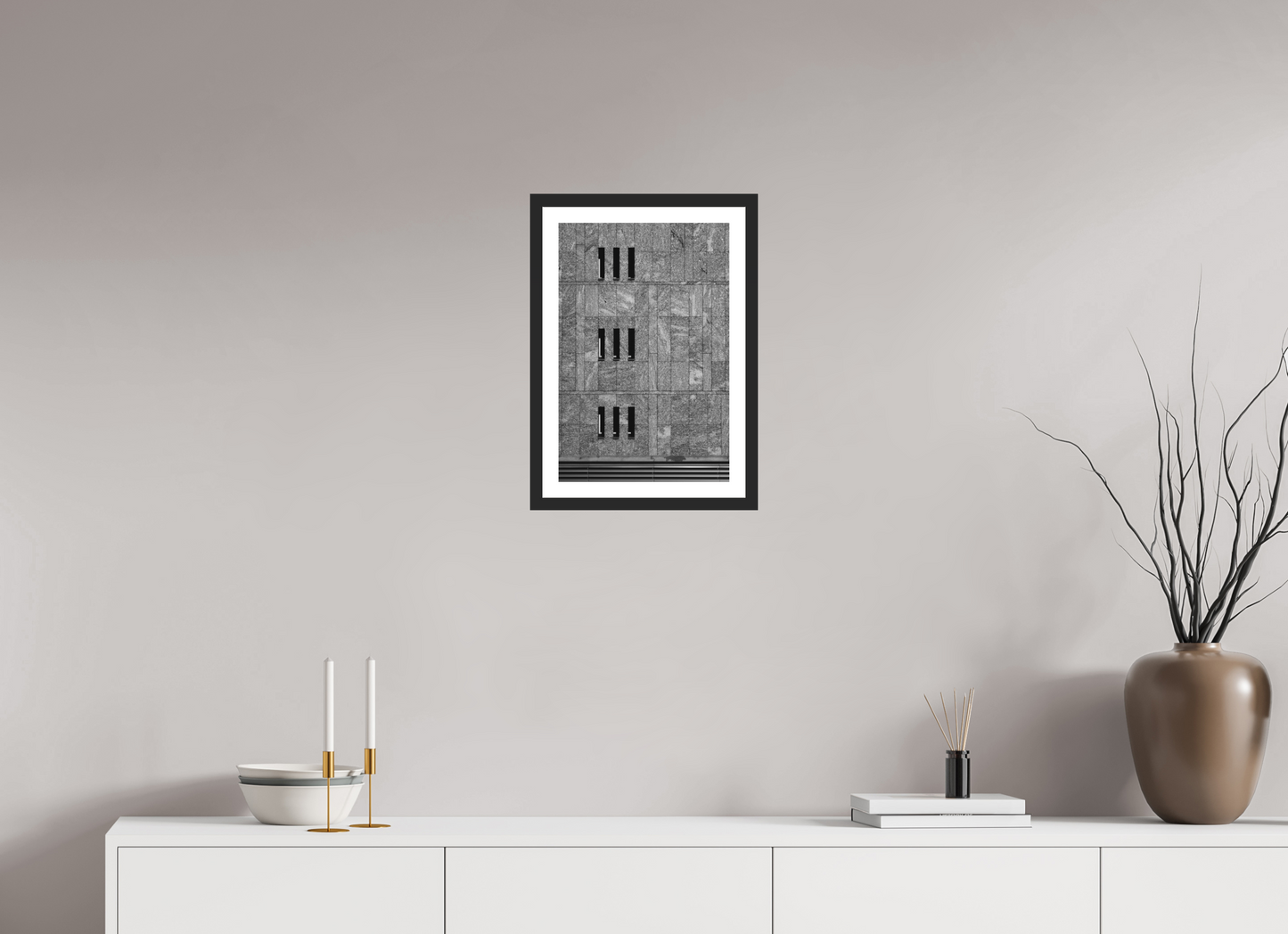 30 x 45 cm, Ilford on Aluminium, Framed with Border Nine - Schwarzweiß-Architekturfotografie - Hochwertiger Abzug in Galeriequalität