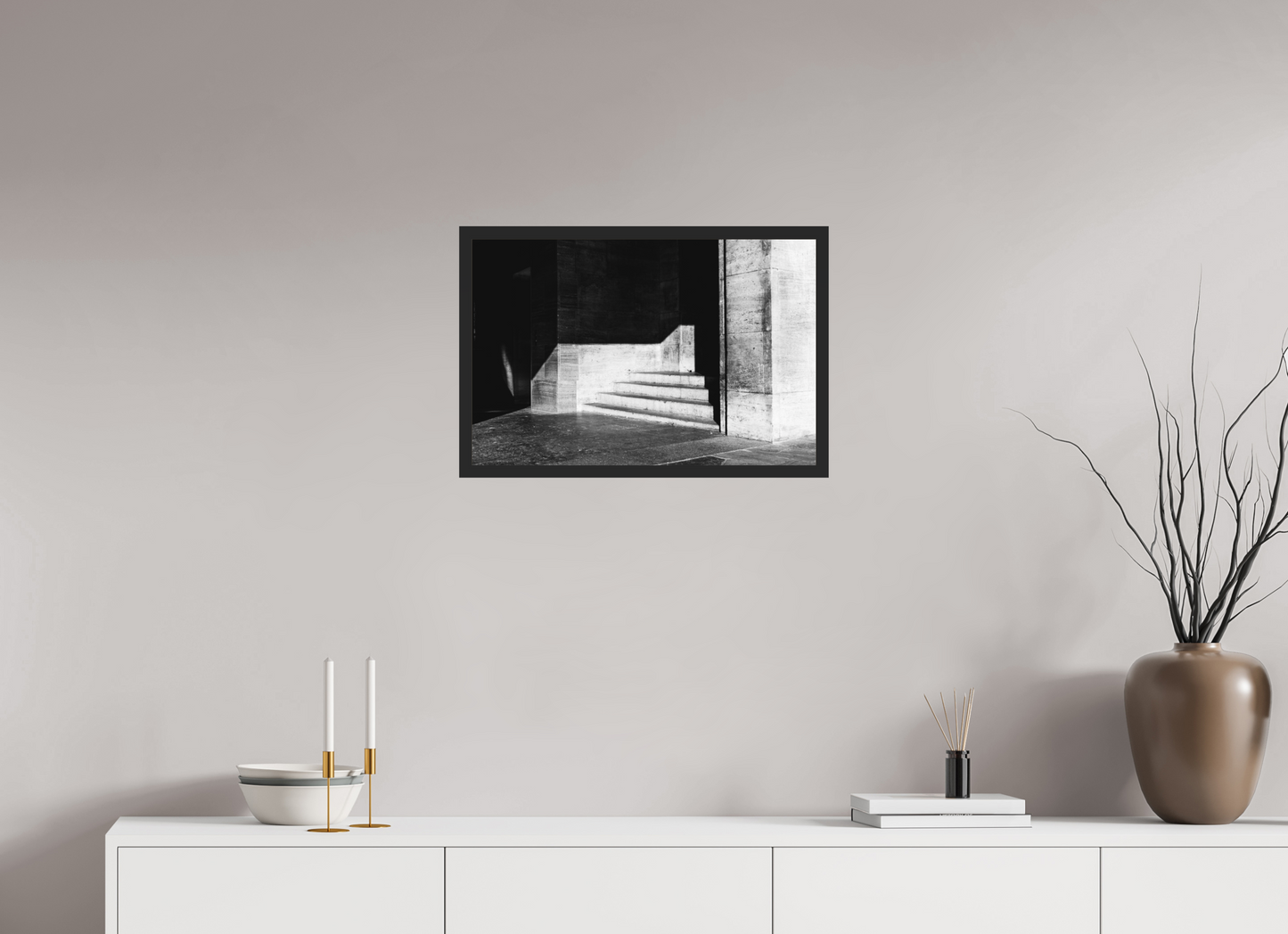60 x 40 cm, Ilford on Aluminium behind Acrylic Glass, Framed Admission - Schwarzweiß-Architekturfotografie - Hochwertiger Abzug in Galeriequalität