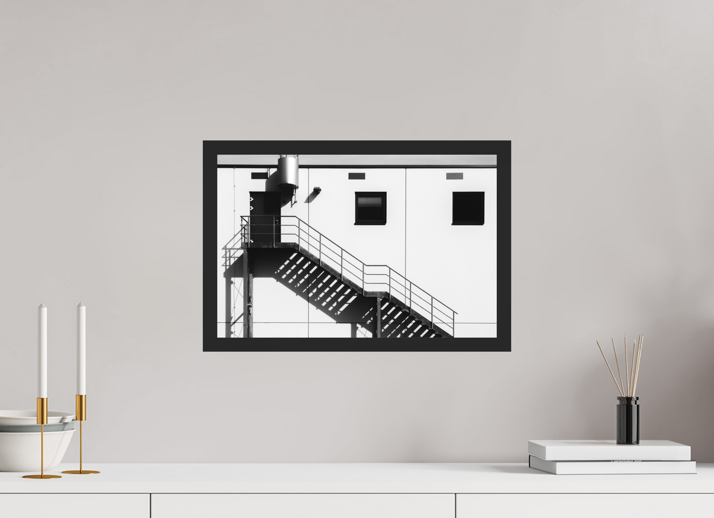 45 x 30 cm, Ilford on Aluminium behind Acrylic Glass, Framed Floating - Schwarzweiß-Architekturfotografie - Hochwertiger Abzug in Galeriequalität