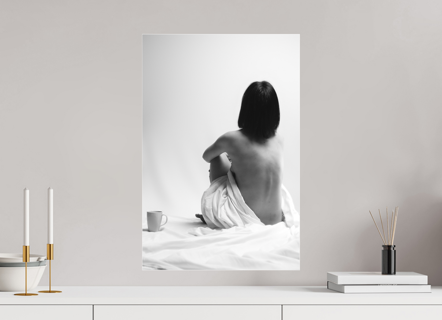 Absent - Schwarzweiß-Fotografie, Teilakt - Hochwertiger Abzug in Galeriequalität