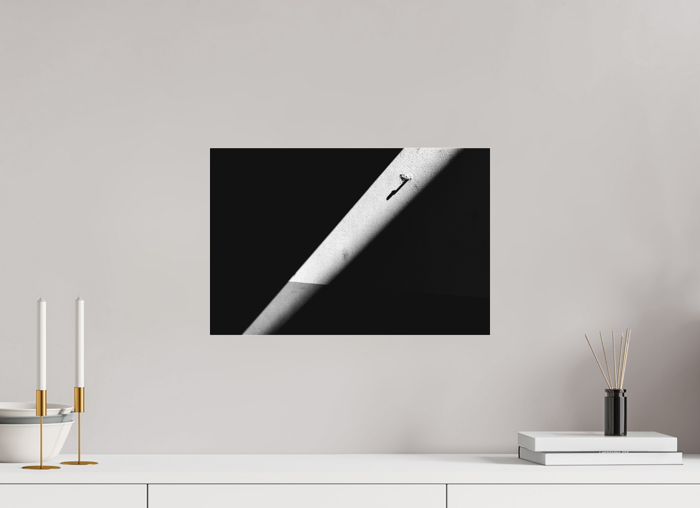 45 x 30 cm, Ilford on Aluminium behind Acrylic Glass Isolation - Abstrakte Schwarzweiß-Fotografie - Hochwertiger Abzug in Galeriequalität