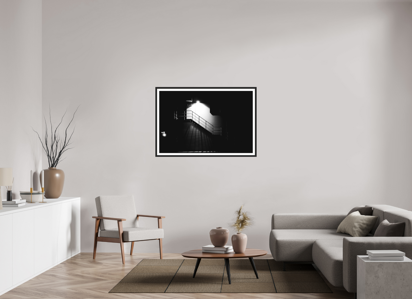 120 x 80 cm, Ilford on Aluminium behind Acrylic Glass, Framed with Border After Hours - Schwarzweiß-Nachtfotografie - Hochwertiger Abzug in Galeriequalität