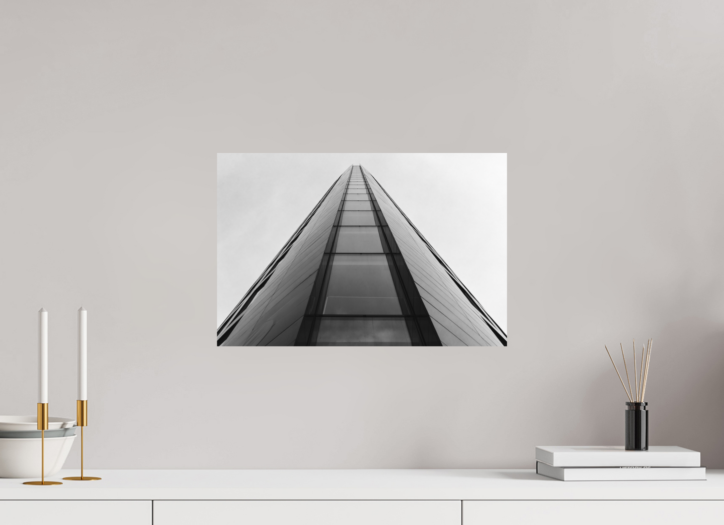 Barrel - Schwarzweiß-Architekturfotografie - Hochwertiger Abzug in Galeriequalität