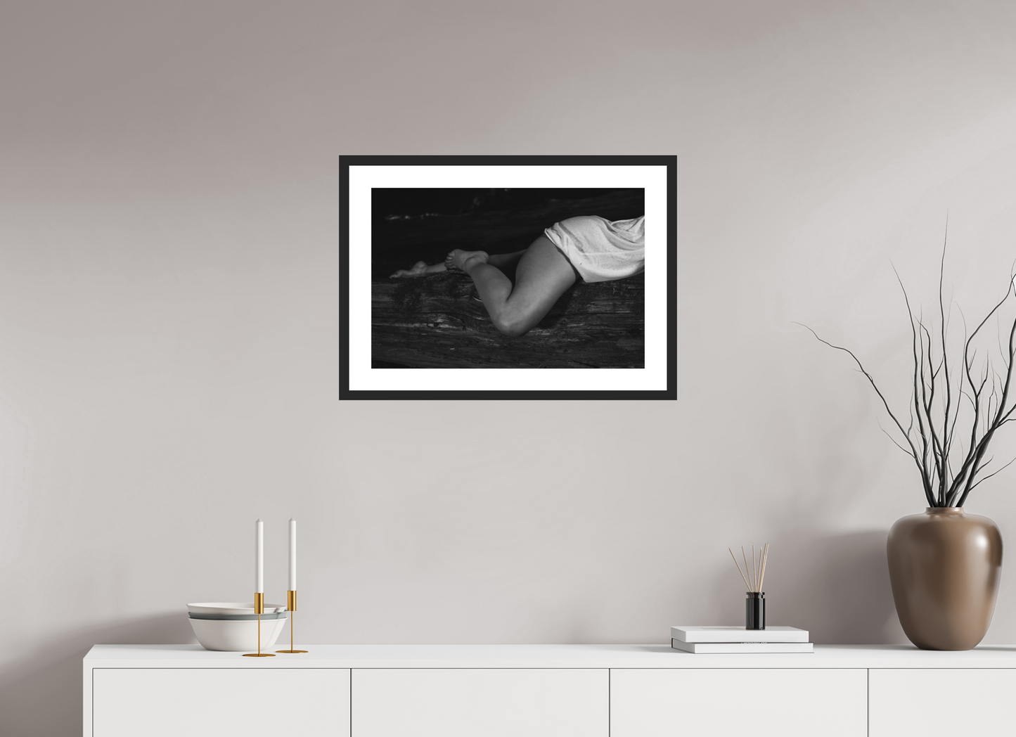 Rest - Schwarzweiß-Fotografie, Teilakt - Hochwertiger Abzug in Galeriequalität