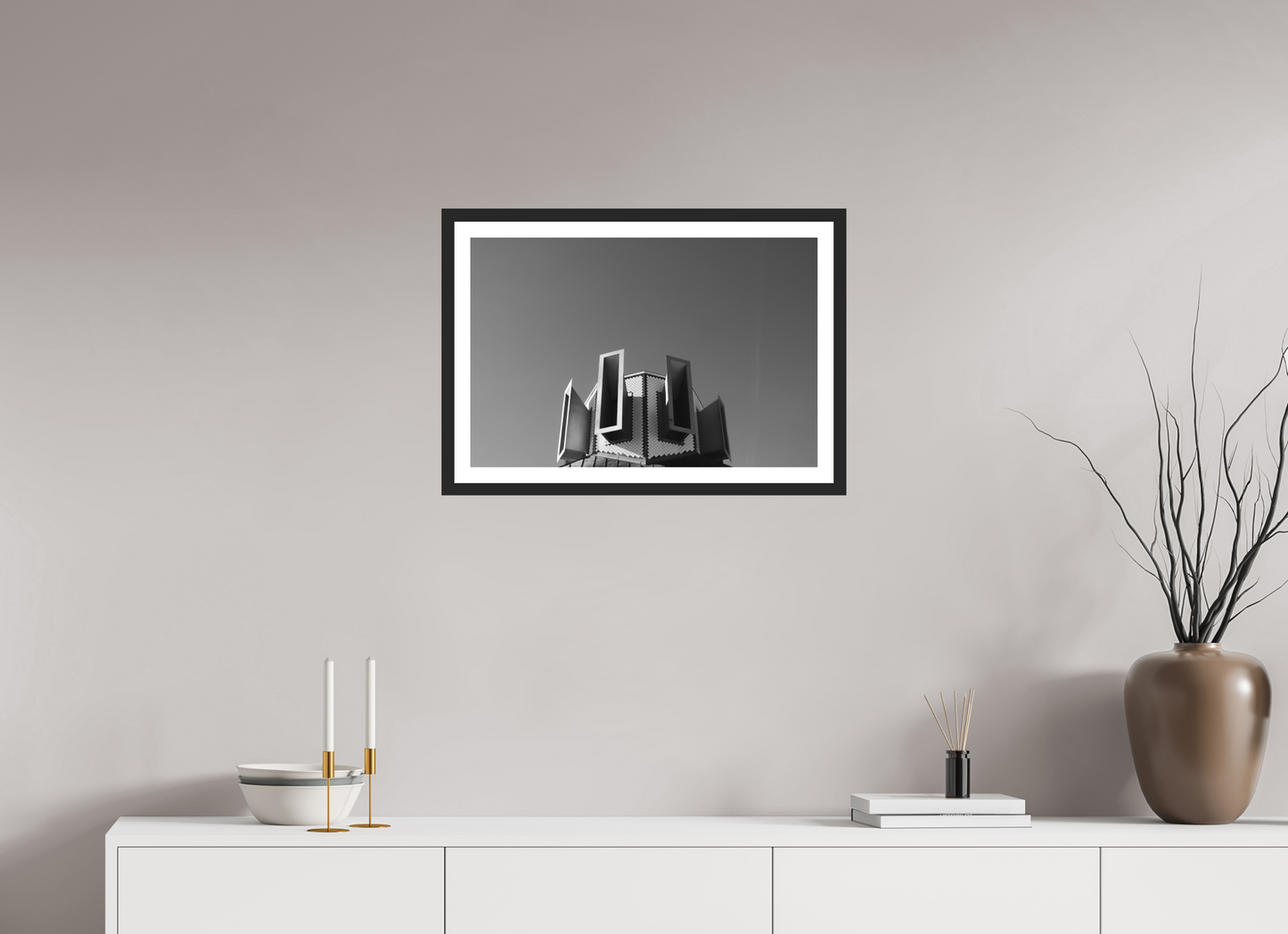 Horns - Abstrakte Schwarzweiß-Architekturfotografie - Hochwertiger Abzug in Galeriequalität