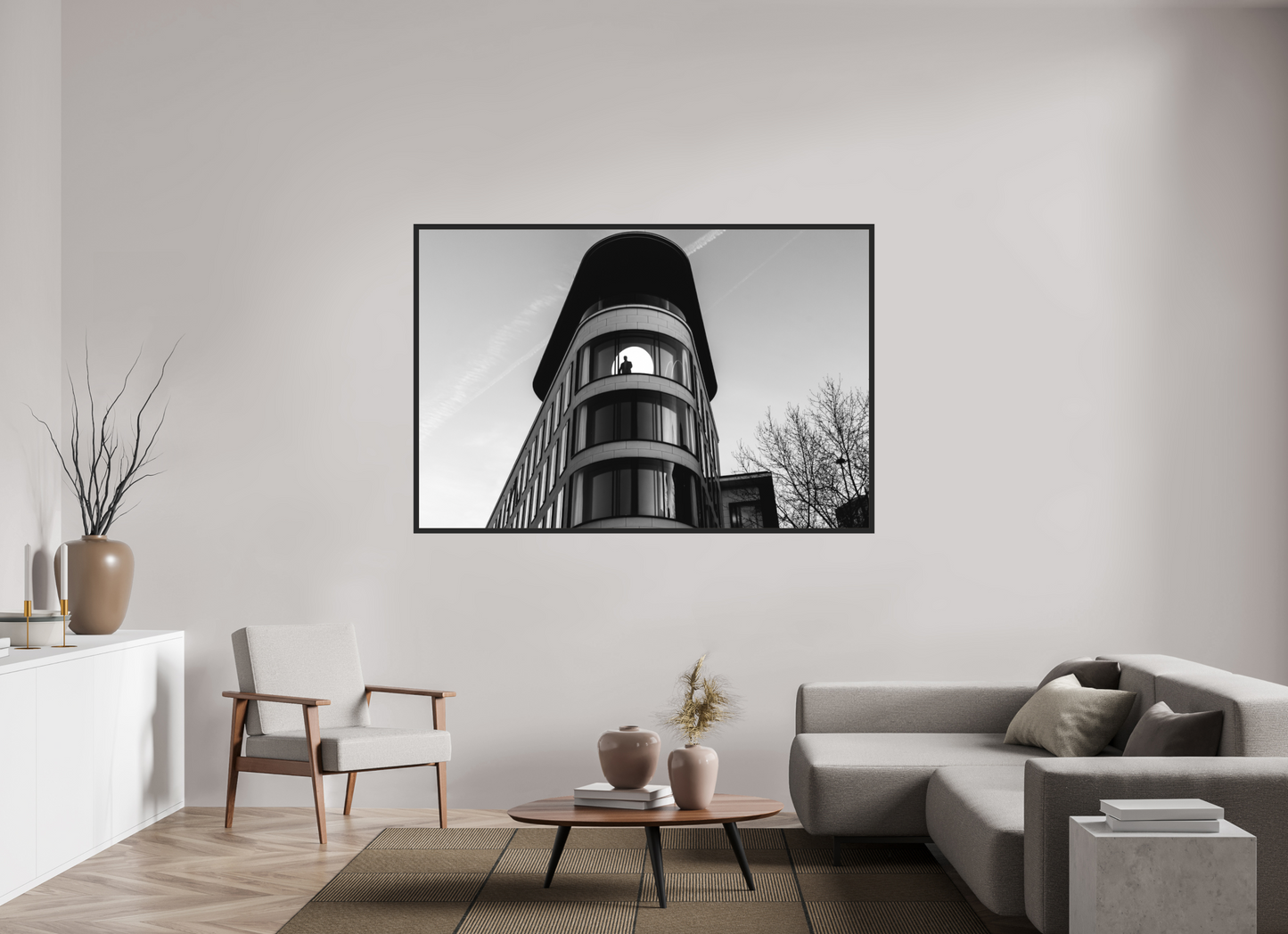 On the Moon - Schwarzweiß-Architekturfotografie - Hochwertiger Abzug in Galeriequalität