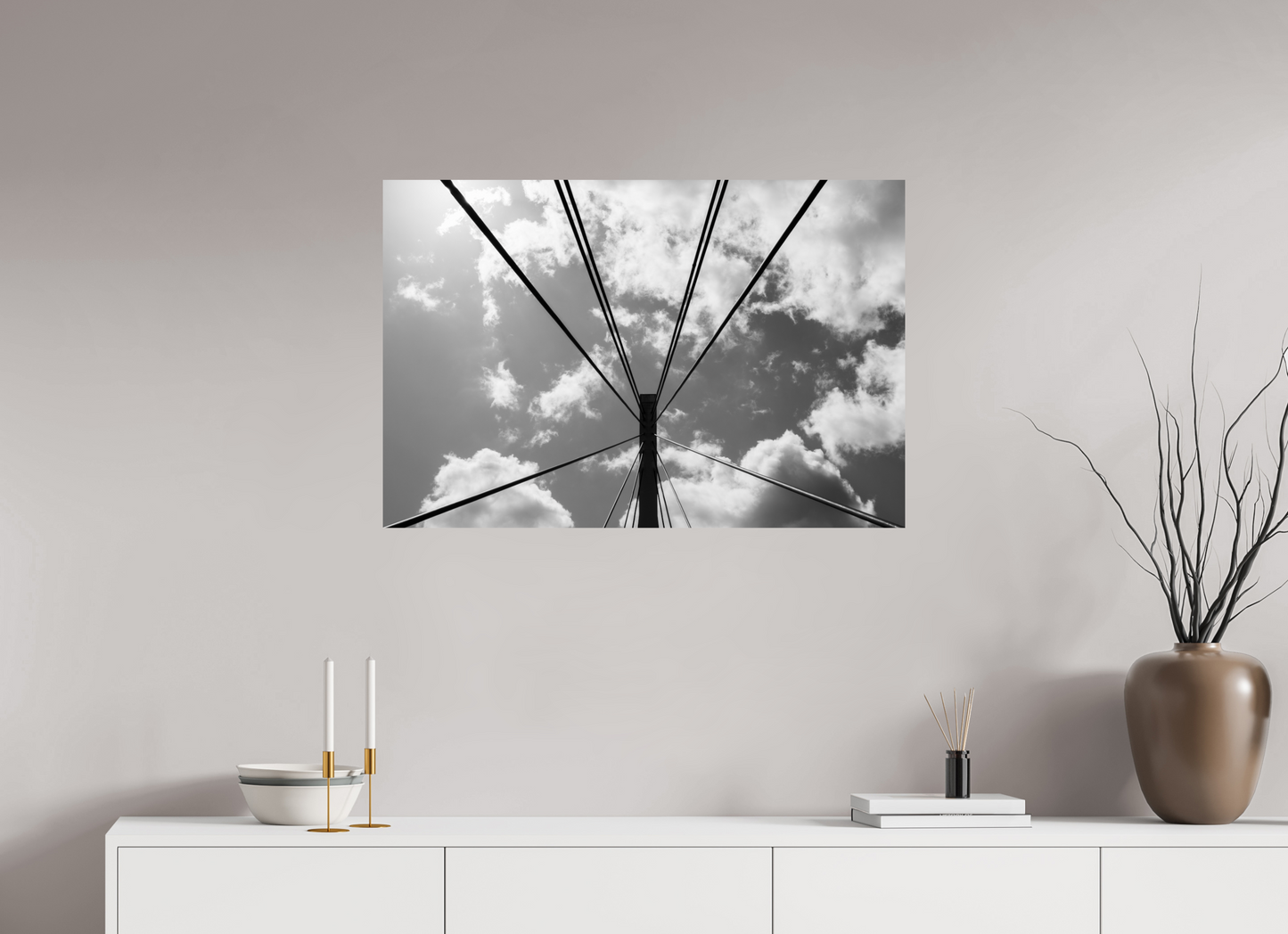 Suspension II - Schwarzweiß-Fotografie - Hochwertiger Abzug in Galeriequalität