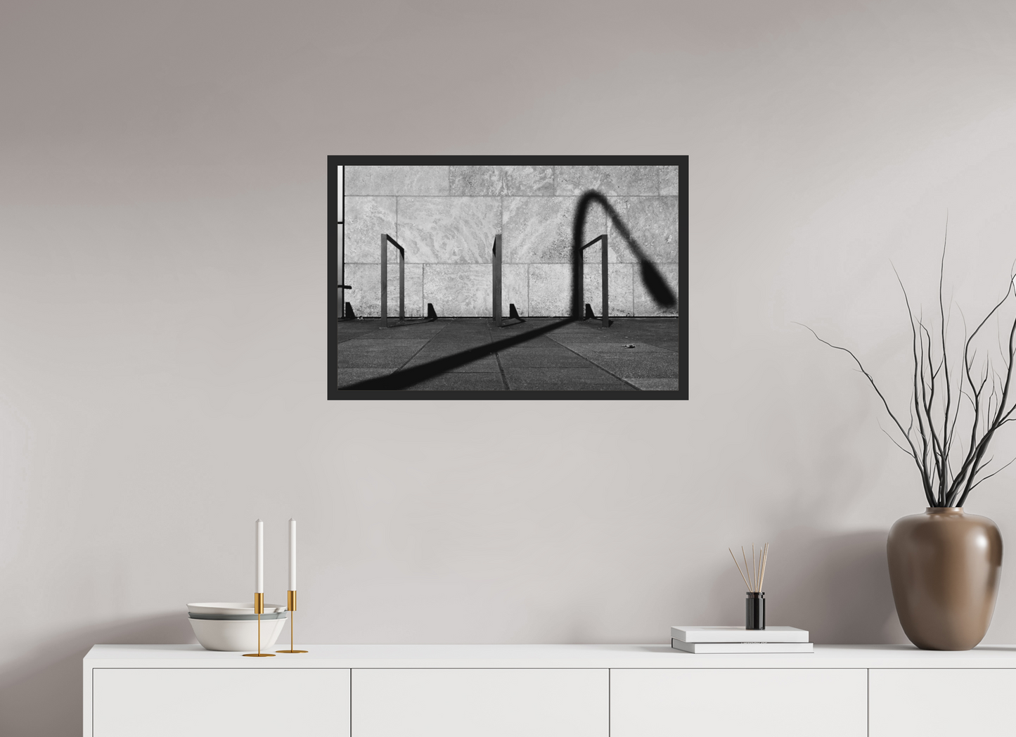 Bow - Abstrakte Schwarzweiß-Fotografie - Hochwertiger Abzug in Galeriequalität