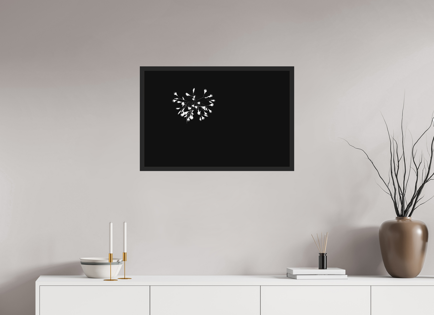 Fireworks - Abstrakte Minimalistische Schwarzweiß-Fotografie - Hochwertiger Abzug in Galeriequalität