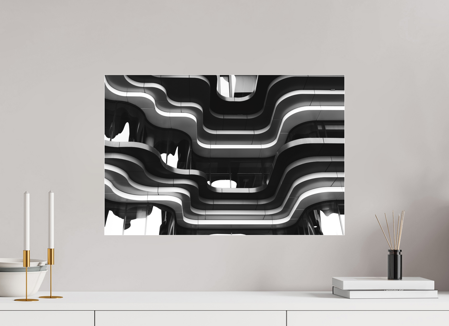 60 x 40 cm, Ilford on Aluminium behind Acrylic Glass Waves - Abstrakte Schwarzweiß-Architekturfotografie - Hochwertiger Abzug in Galeriequalität