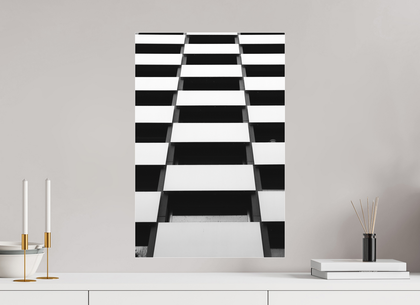 Checkers - Schwarzweiß-Architekturfotografie - Hochwertiger Abzug in Galeriequalität