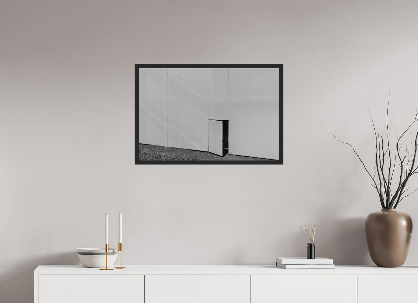 75 x 50 cm, Ilford on Aluminium, Framed Temptation - Minimalistische Schwarzweiß-Architekturfotografie - Hochwertiger Abzug in Galeriequalität