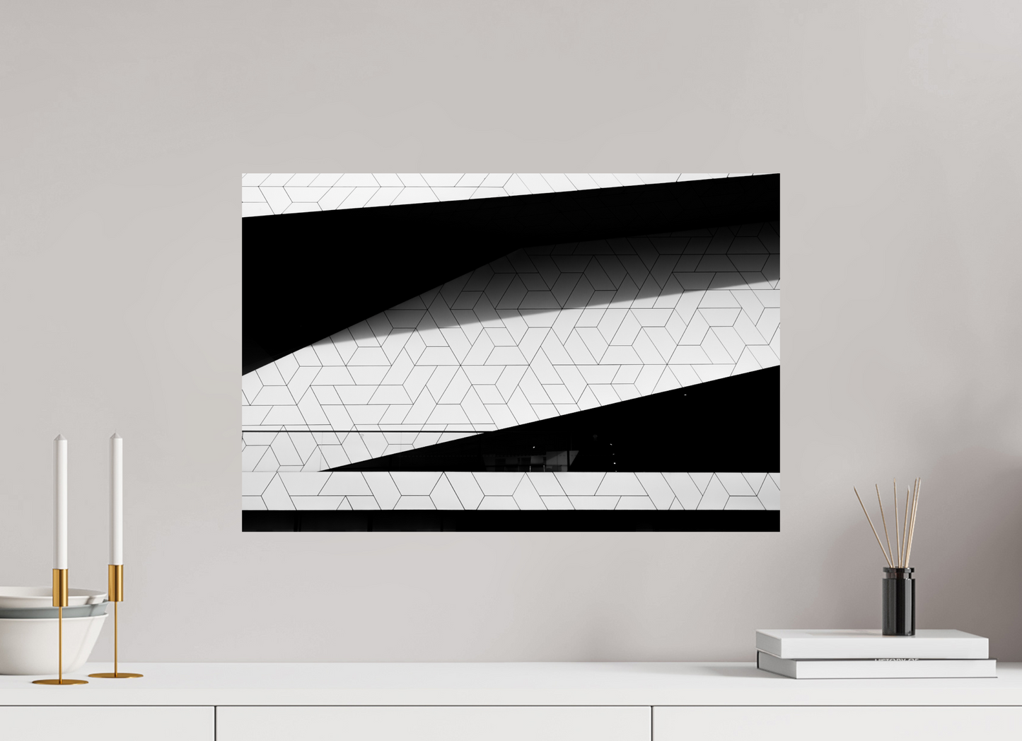 Triangles III - Schwarzweiß-Architekturfotografie - Hochwertiger Abzug in Galeriequalität