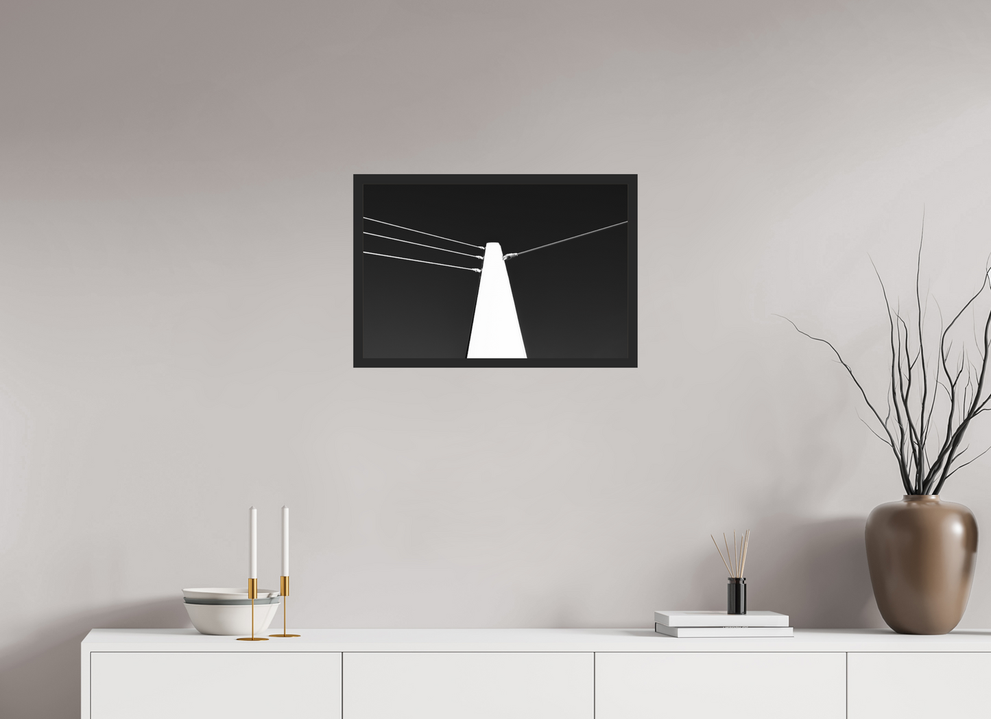 Suspension III - Minimalistische Schwarzweiß-Fotografie - Hochwertiger Abzug in Galeriequalität