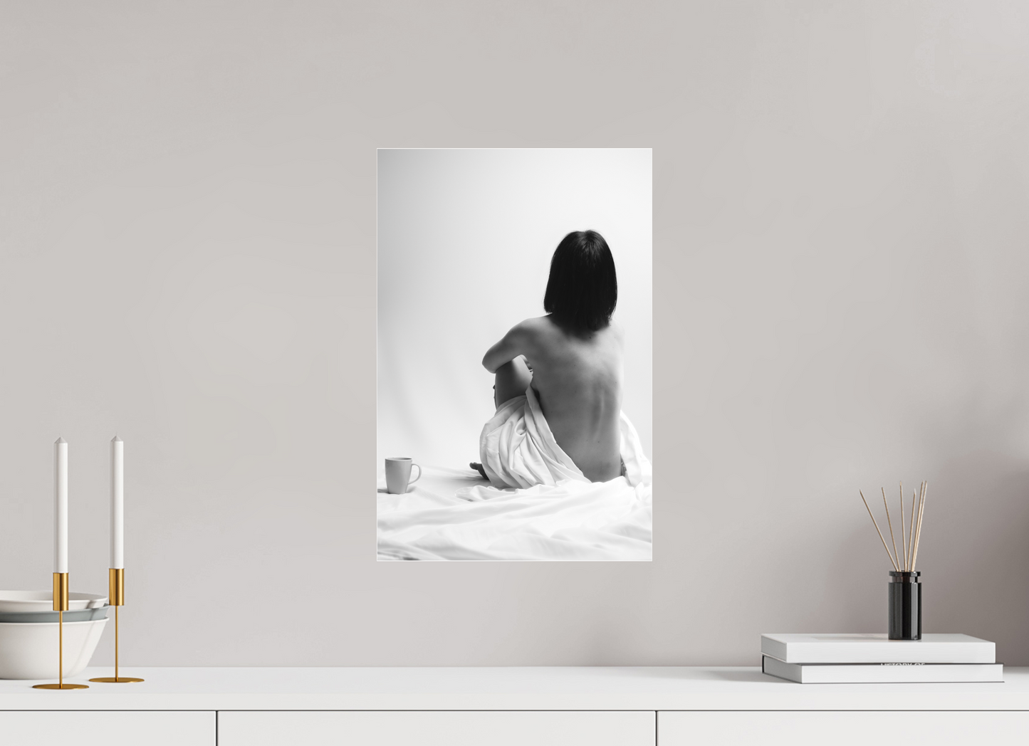 Absent - Schwarzweiß-Fotografie, Teilakt - Hochwertiger Abzug in Galeriequalität