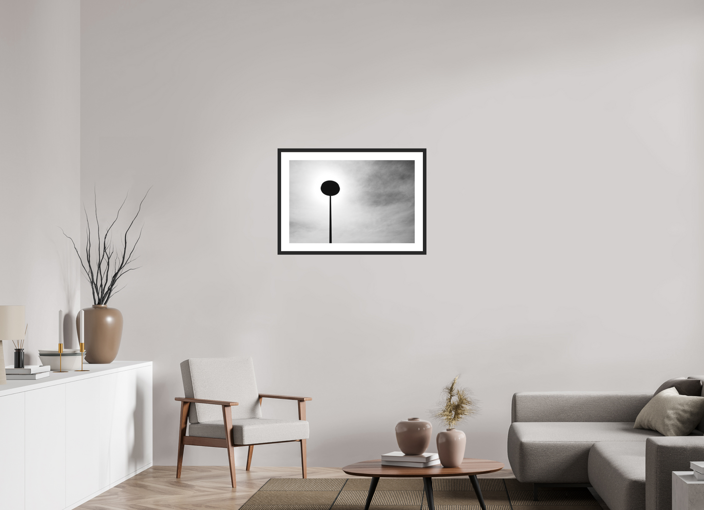 Nail II - Abstrakte Minimalistische Schwarzweiß-Fotografie - Hochwertiger Abzug in Galeriequalität