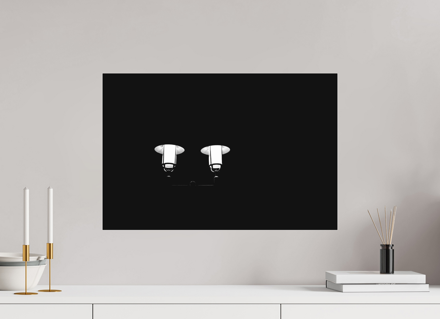 60 x 40 cm, Ilford on Aluminium behind Acrylic Glass Epiphanies - Minimalistische Schwarzweiß-Nachtfotografie - Hochwertiger Abzug in Galeriequalität