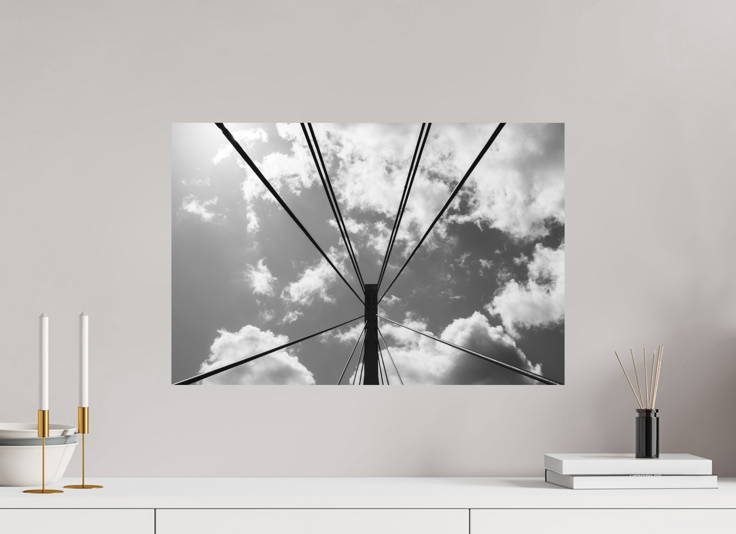 Suspension II - Schwarzweiß-Fotografie - Hochwertiger Abzug in Galeriequalität