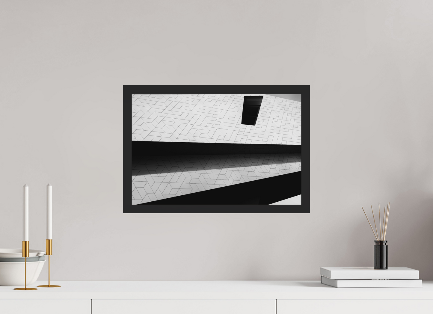 Triangles - Schwarzweiß-Architekturfotografie - Hochwertiger Abzug in Galeriequalität