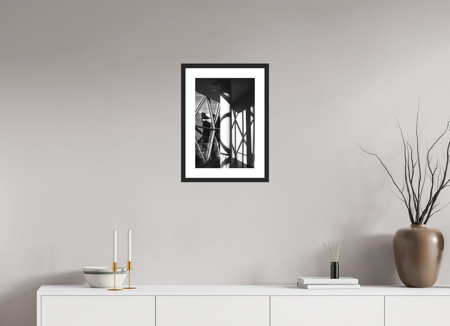 30 x 45 cm, Ilford Framed with Passepartout and Premium Glass Cornered - Schwarzweiß-Architekturfotografie - Hochwertiger Abzug in Galeriequalität