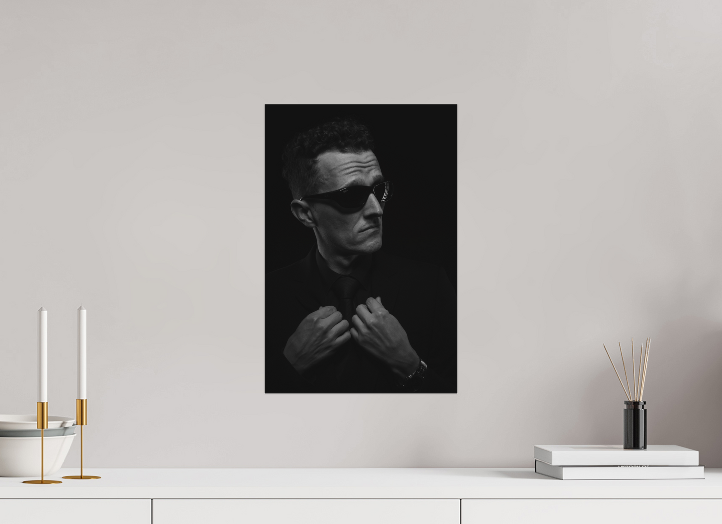 Showdown II - Schwarzweiß-Fotografie, Portrait - Hochwertiger Abzug in Galeriequalität