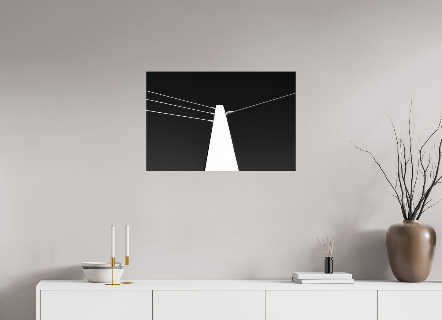 Suspension III - Minimalistische Schwarzweiß-Fotografie - Hochwertiger Abzug in Galeriequalität