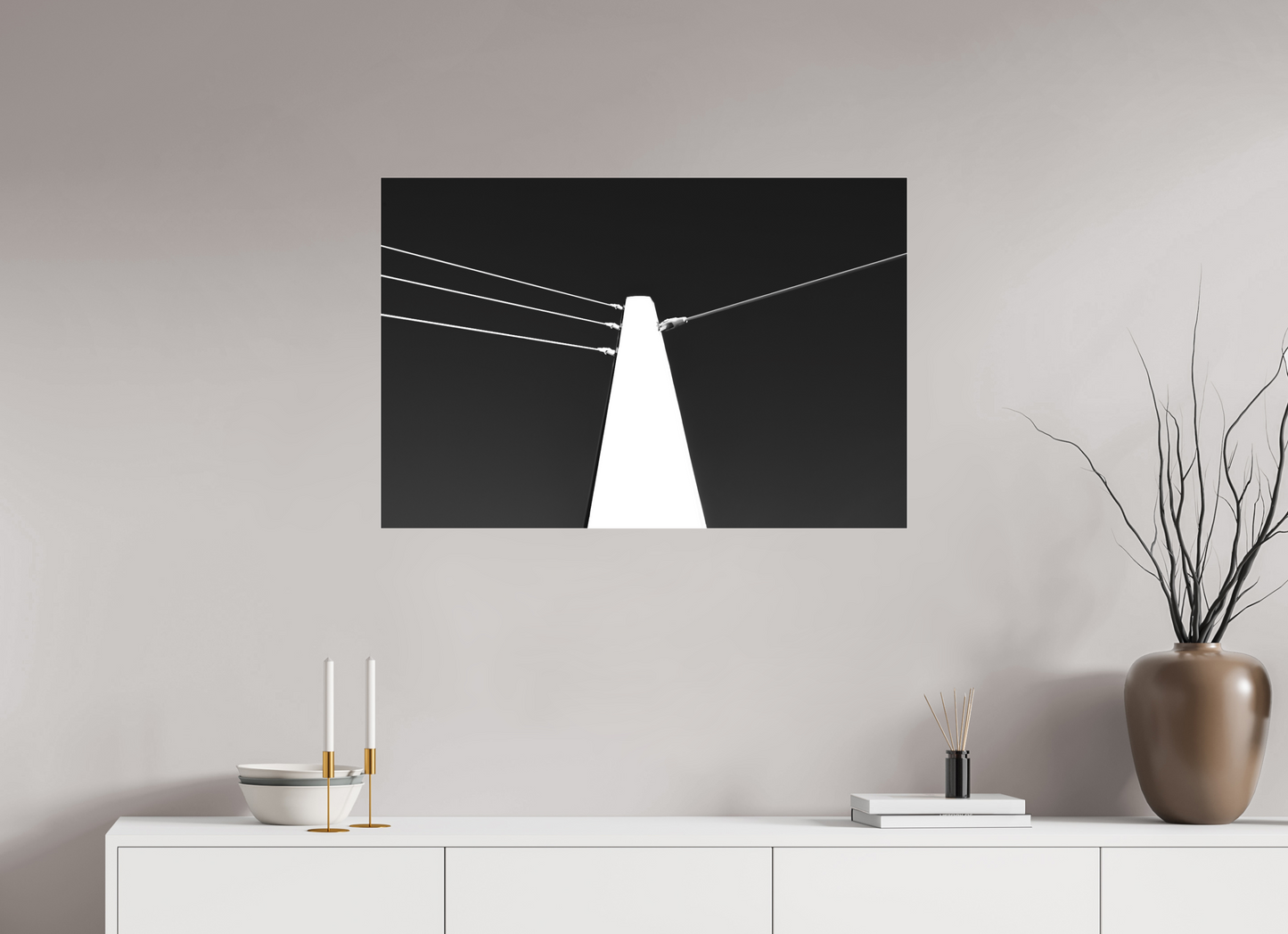 Suspension III - Minimalistische Schwarzweiß-Fotografie - Hochwertiger Abzug in Galeriequalität