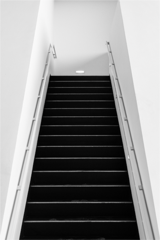 Main image Climb - Schwarzweiß-Architekturfotografie - Hochwertiger Abzug in Galeriequalität