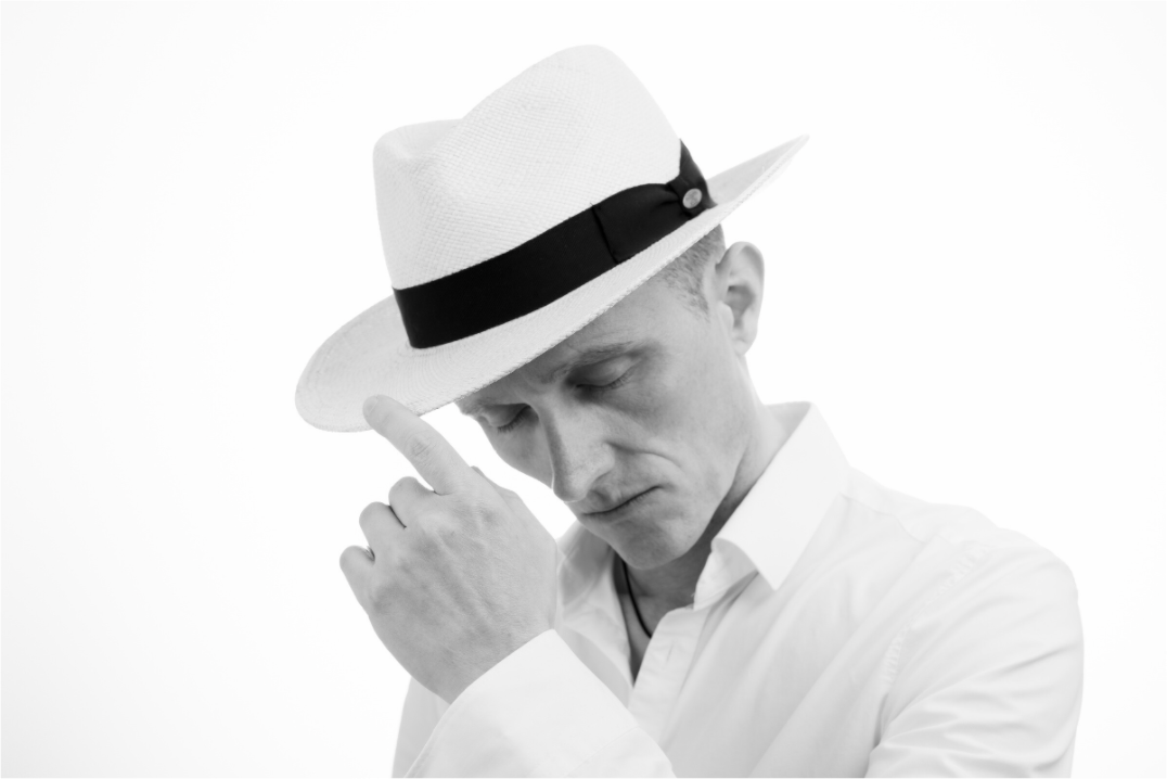 Main image Contemplation - Schwarzweiß-Fotografie - Portrait - Hochwertiger Abzug in Galeriequalität