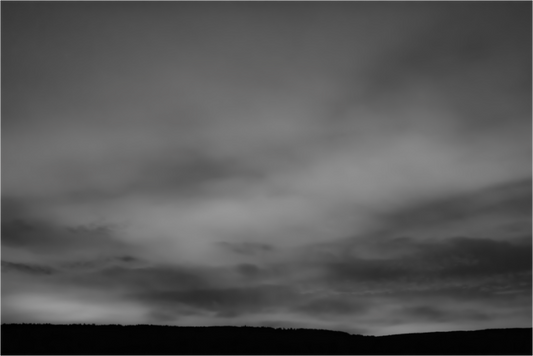 Main image Haze - Minimalistische Schwarzweiß-Landschaftsfotografie - Hochwertiger Abzug in Galeriequalität