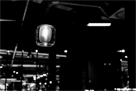 Main image Lighthouse - Schwarzweiß-Nachtfotografie - Hochwertiger Abzug in Galeriequalität