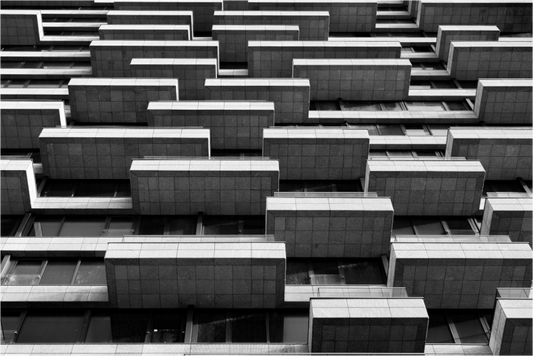 Maze II - Schwarzweiß-Architekturfotografie - Hochwertiger Abzug in Galeriequalität