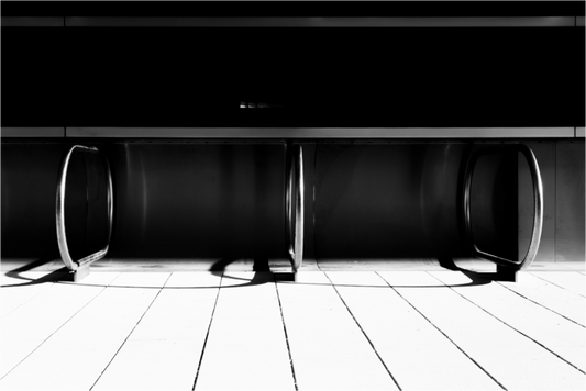 Triad - Schwarzweiß-Fotografie - Hochwertiger Abzug in Galeriequalität