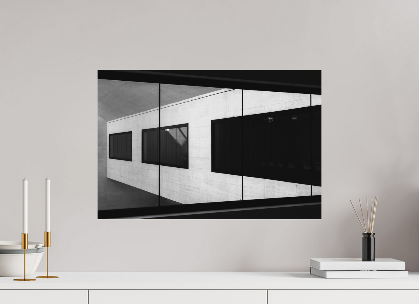 60 x 40 cm, Ilford on Aluminium Cabin - Schwarzweiß-Architekturfotografie - Hochwertiger Abzug in Galeriequalität